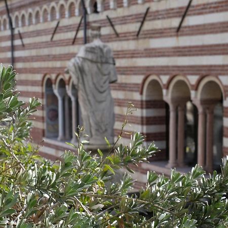 Domus Nova Palace - Italian Homing ヴェローナ エクステリア 写真