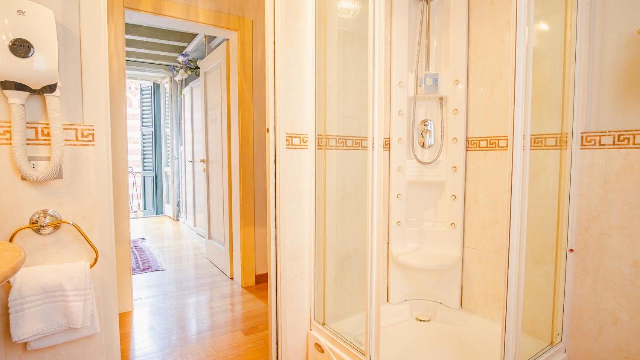 Domus Nova Palace - Italian Homing ヴェローナ エクステリア 写真