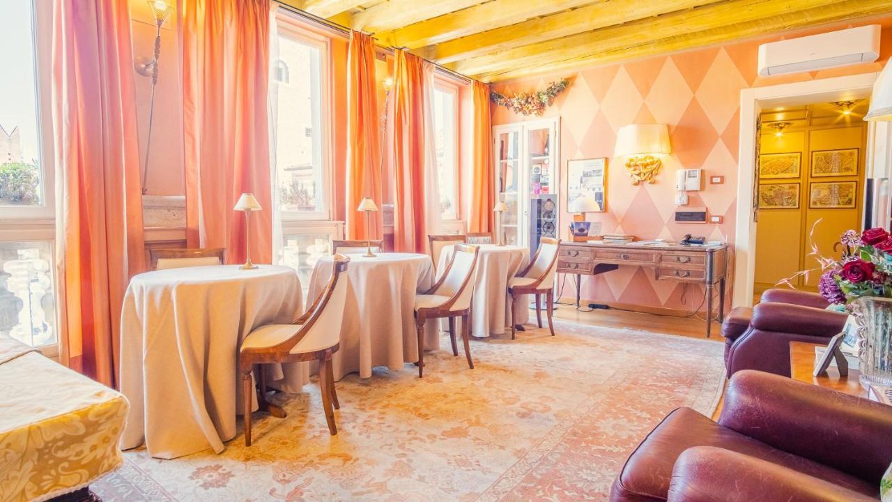 Domus Nova Palace - Italian Homing ヴェローナ エクステリア 写真