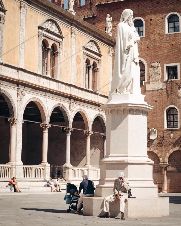Domus Nova Palace - Italian Homing ヴェローナ エクステリア 写真